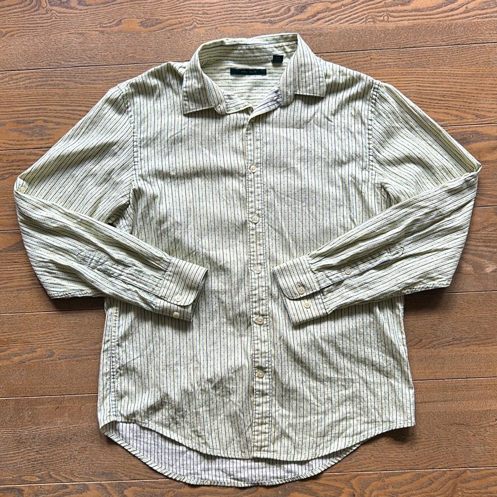 PERRY ELLIS - Large Button Down